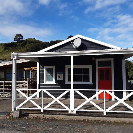 Whanga Butcher Shop Whangamomona エクステリア 写真
