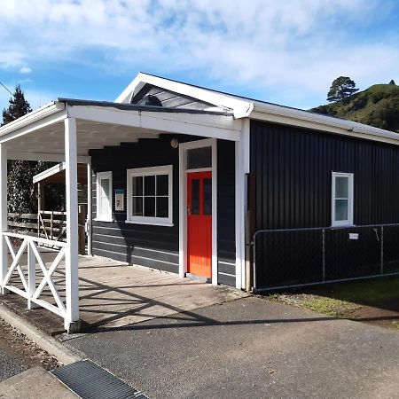 Whanga Butcher Shop Whangamomona エクステリア 写真