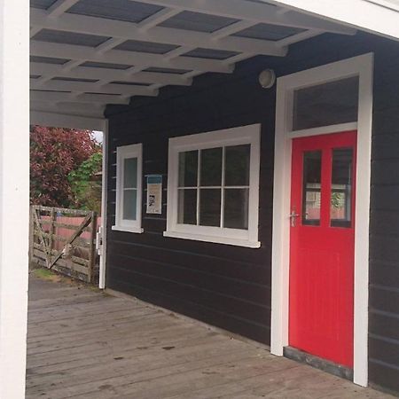 Whanga Butcher Shop Whangamomona エクステリア 写真
